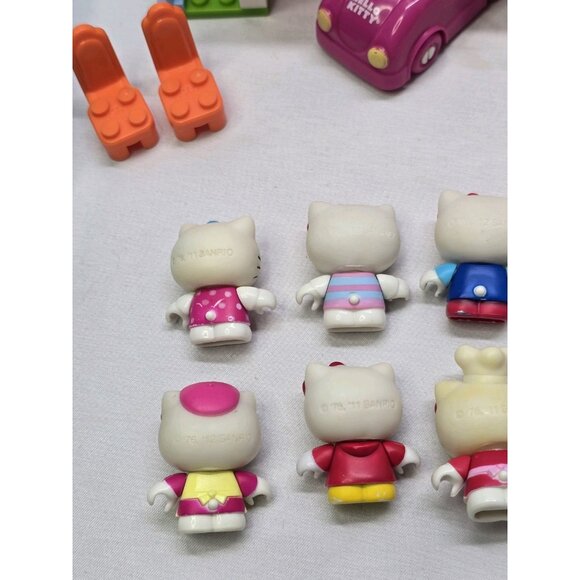 Sanrio Hello Kitty Lot of 10 Mini Figures And Assorted Mega Bloks - Picture 11 of 16